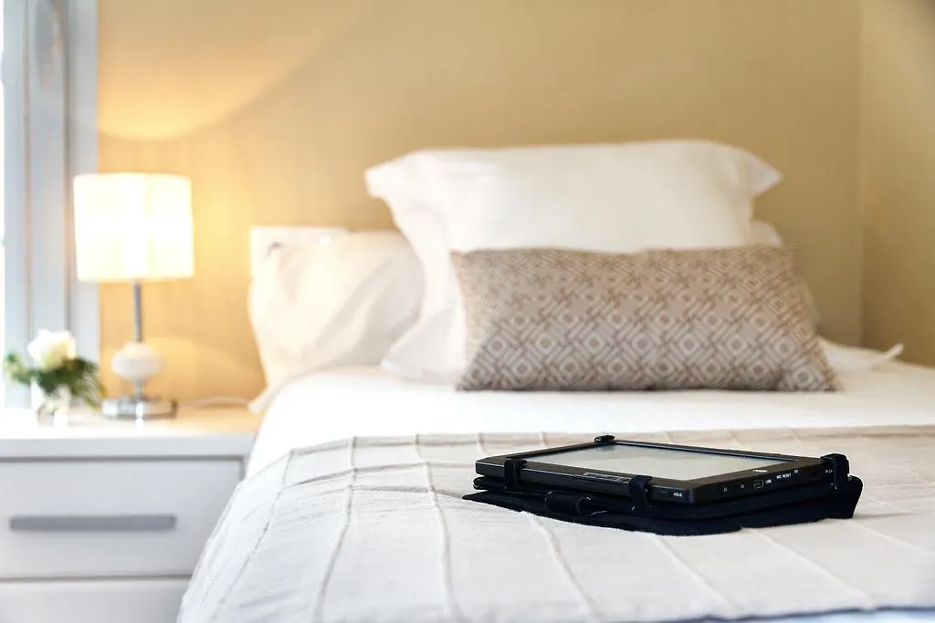 Feelathome Poblenou Beach Apartments Barcelona