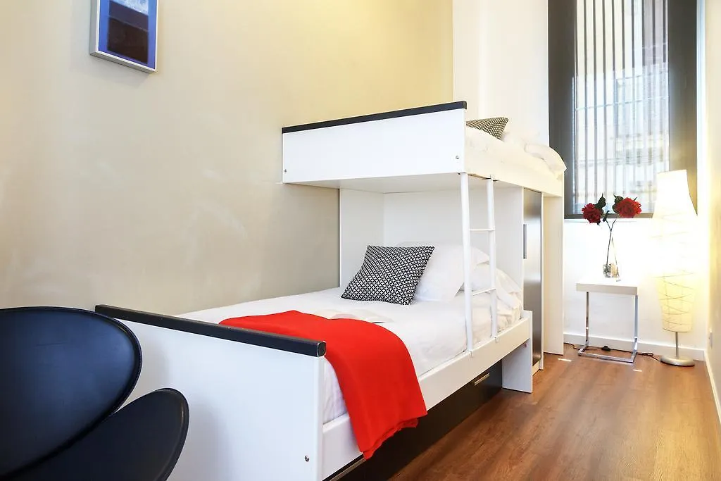 Feelathome Poblenou Beach Apartments Barcelona 0*,  Spanien