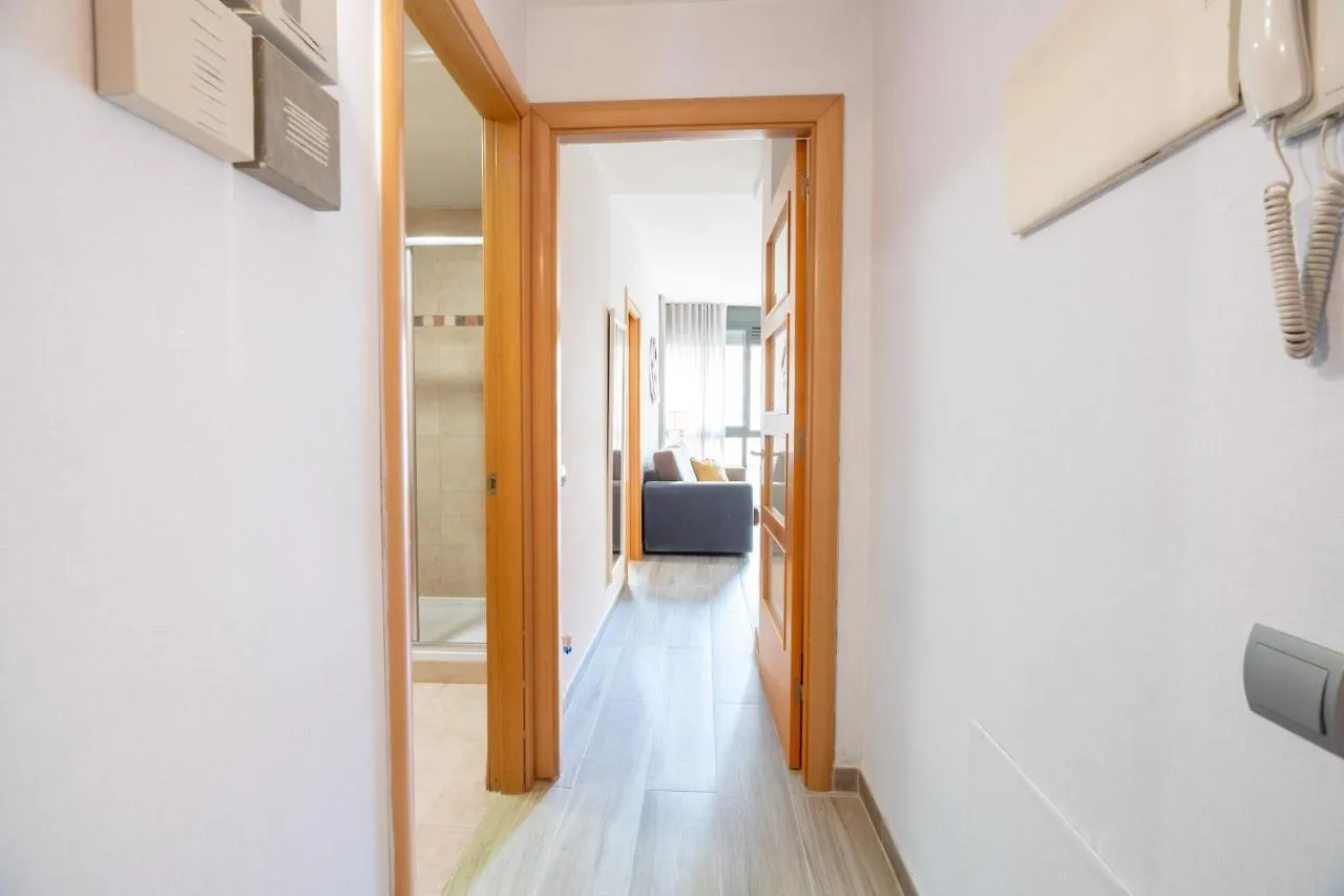 Feelathome Poblenou Beach Apartments Барселона