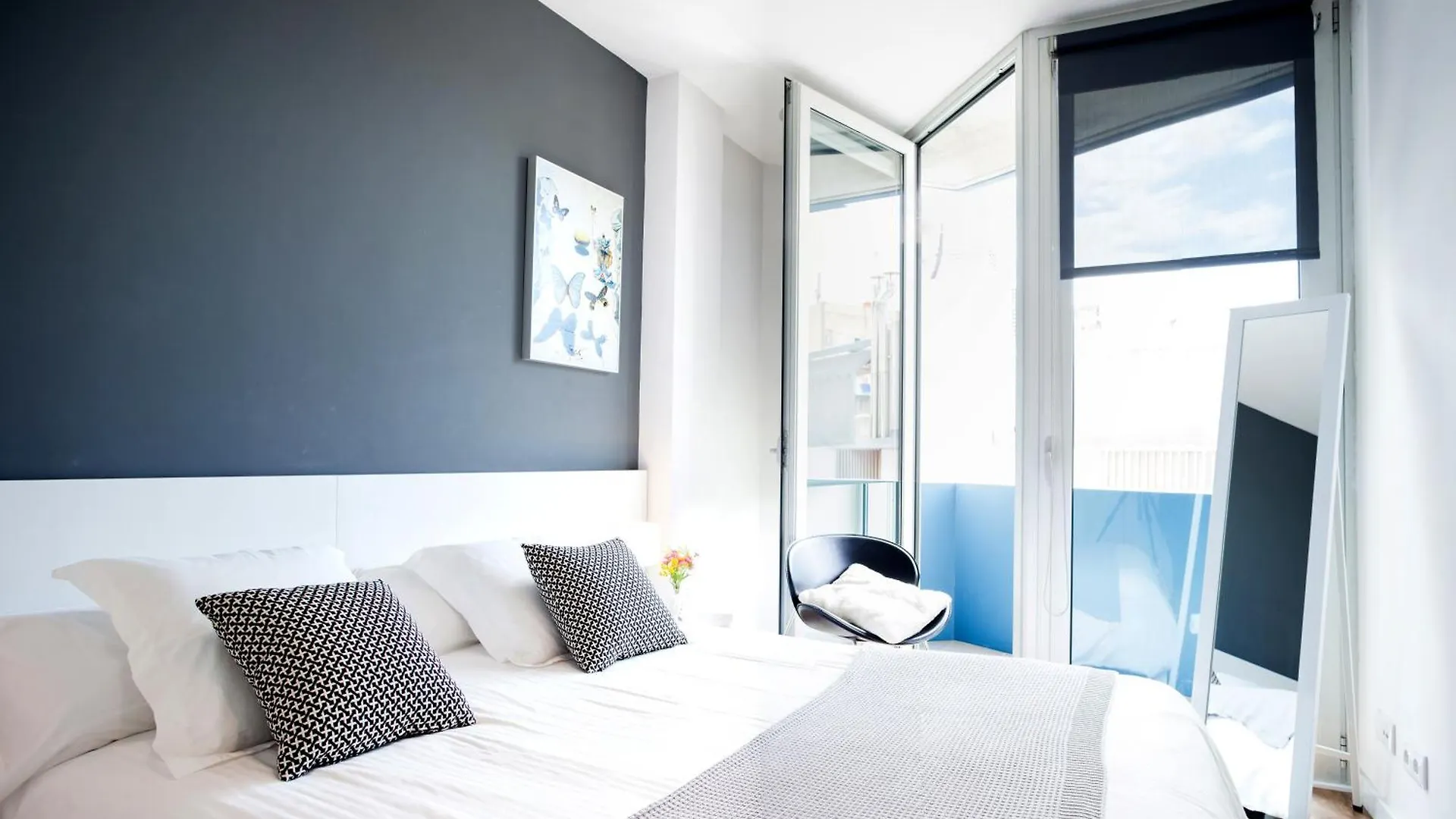 Feelathome Poblenou Beach Apartments Barcelona