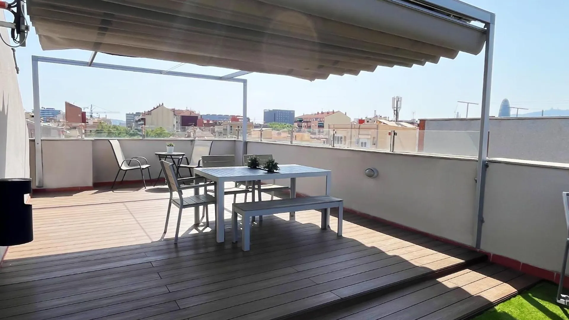 Feelathome Poblenou Beach Apartments Barcelona 0*,  Spanien