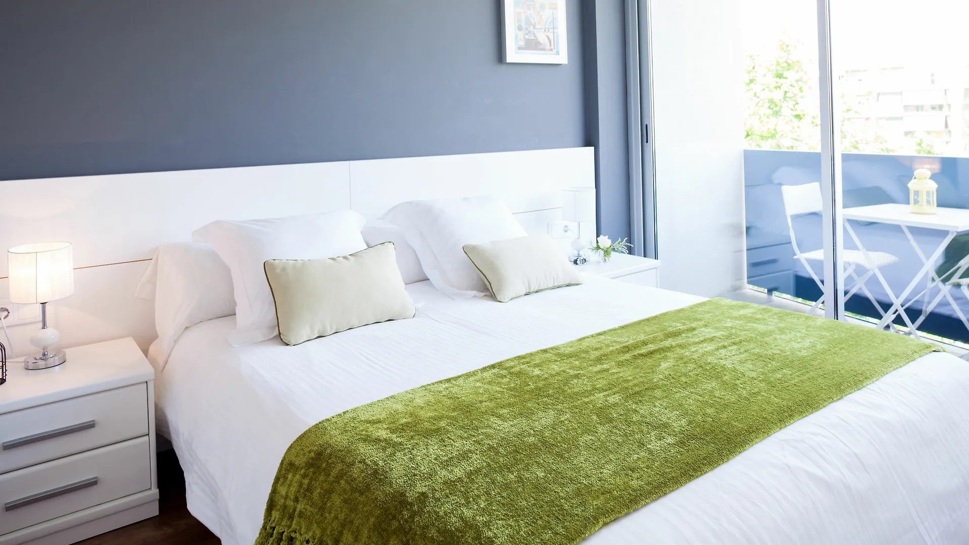 Feelathome Poblenou Beach Apartments Barcelona