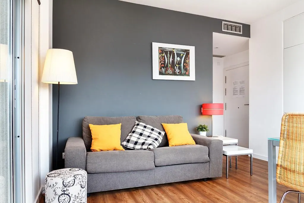 Feelathome Poblenou Beach Apartments Barcelona