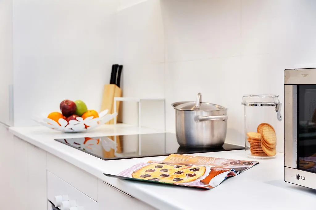 Feelathome Poblenou Beach Apartments Barcelona
