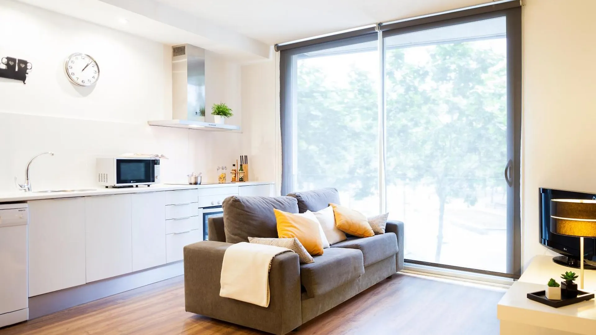 Feelathome Poblenou Beach Apartments Barselona