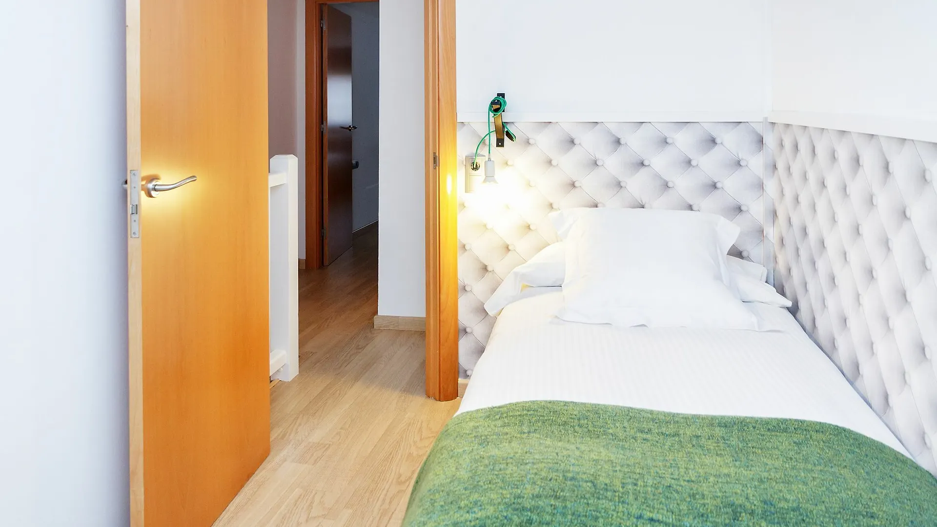 Feelathome Poblenou Beach Apartments Barcelona Spanien