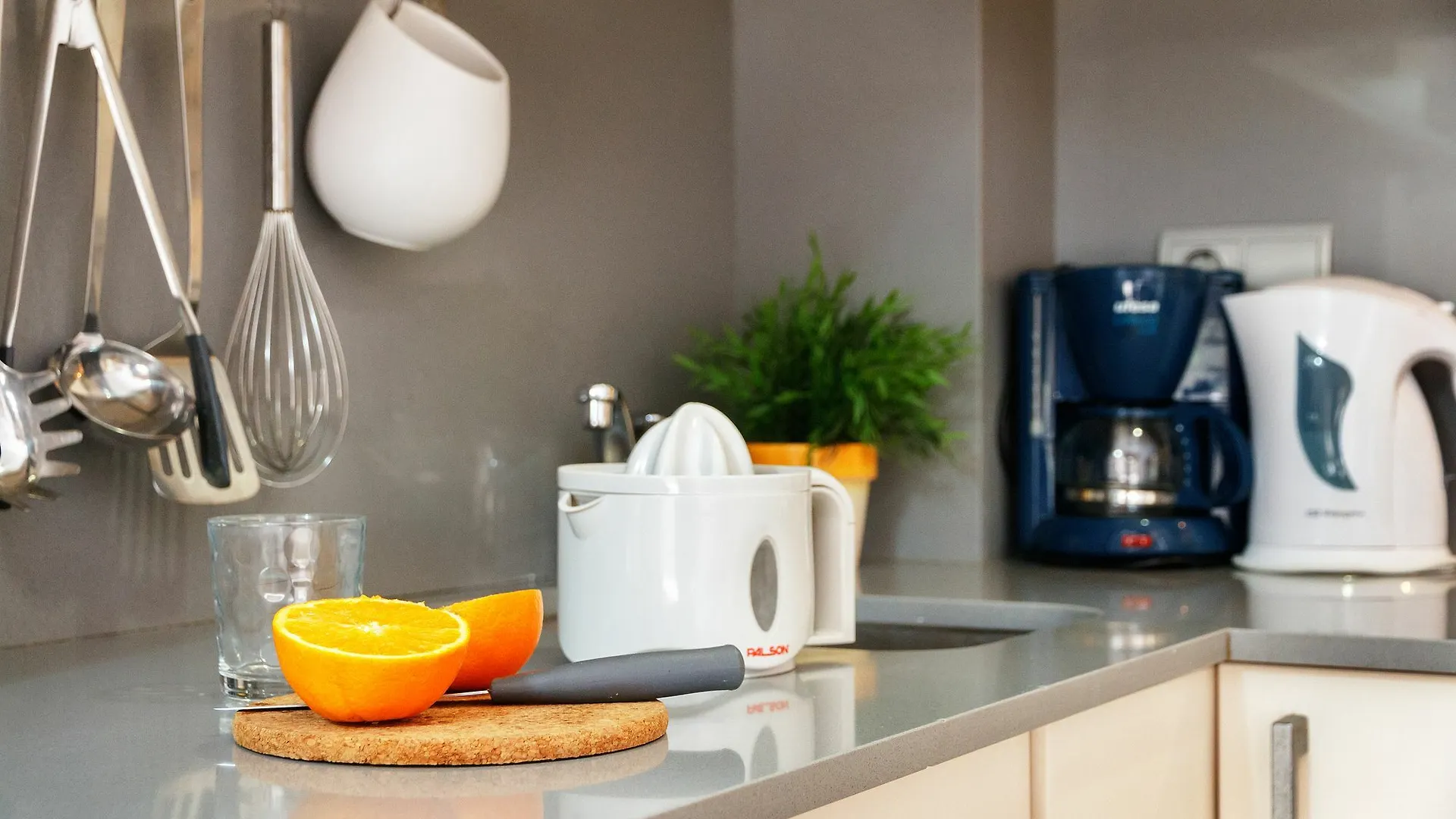 Feelathome Poblenou Beach Apartments Barcelona