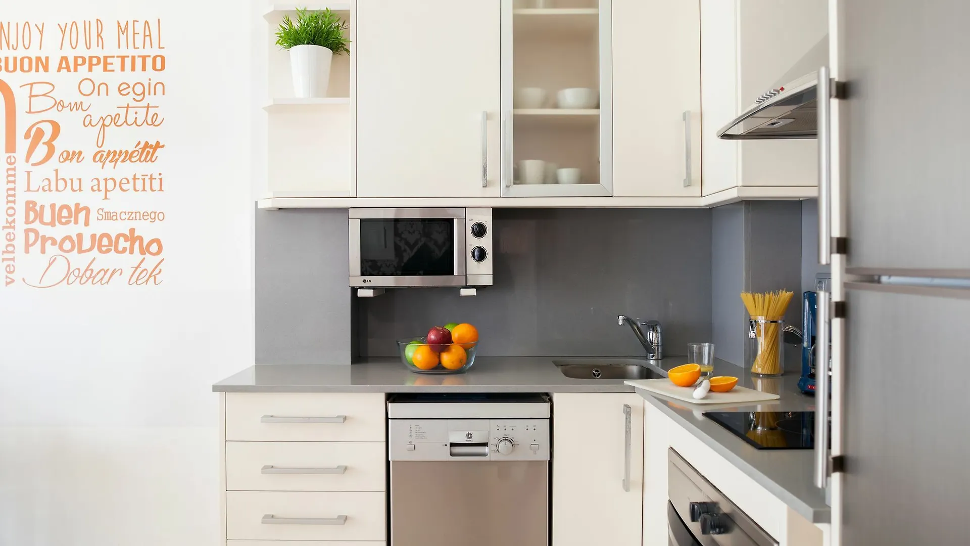 Feelathome Poblenou Beach Apartments Barcelona 0*,  Spanien