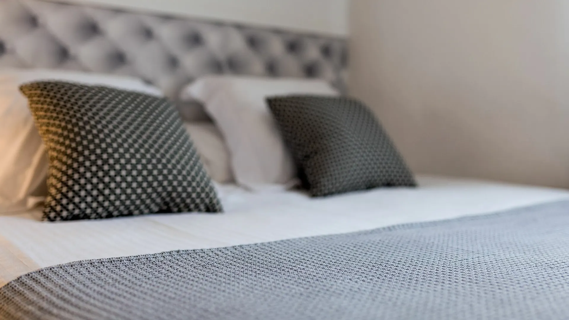 Feelathome Poblenou Beach Apartments Barcelona 0*,
