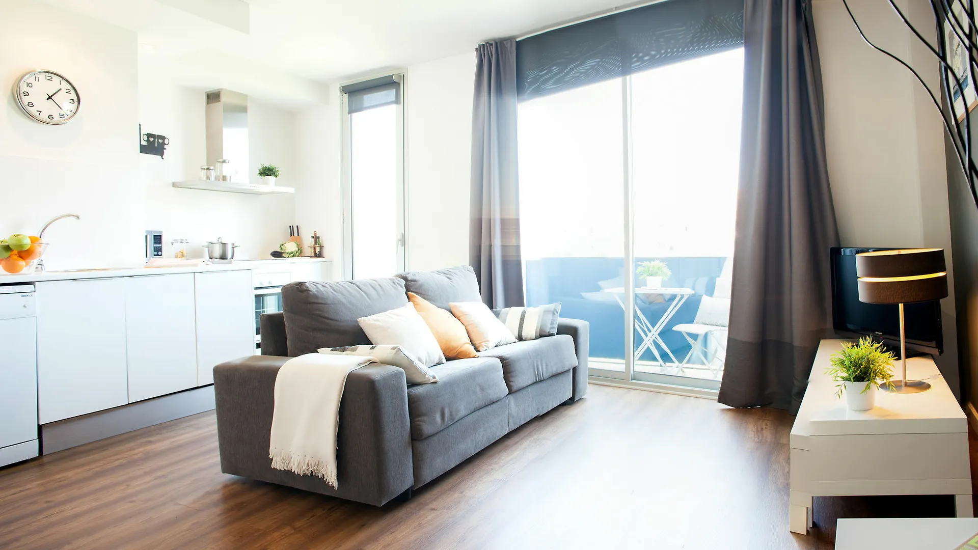 Feelathome Poblenou Beach Apartments Barcelona