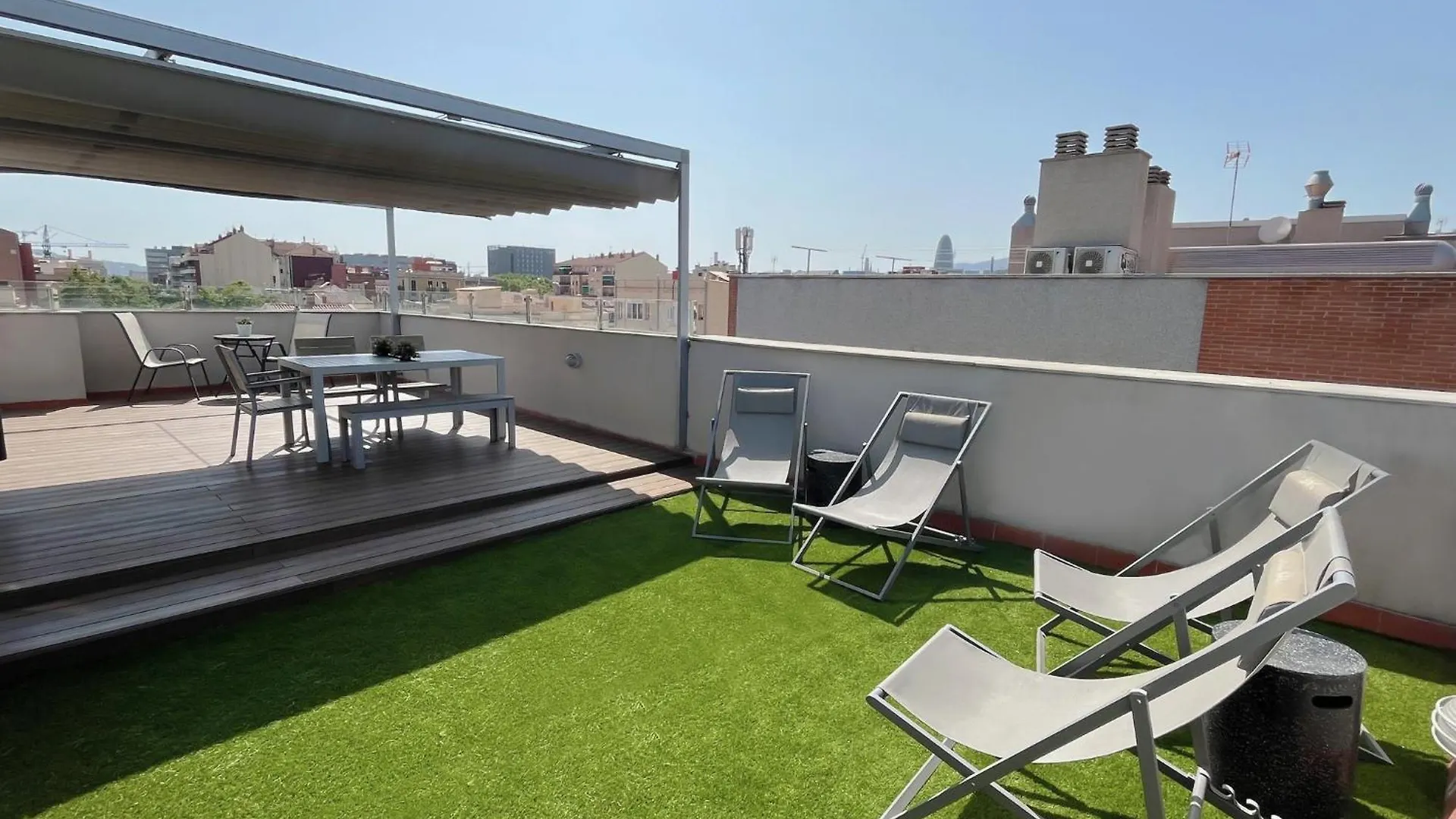 Feelathome Poblenou Beach Apartments Barcelona